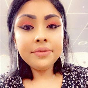 Meet your Posher, Isabel